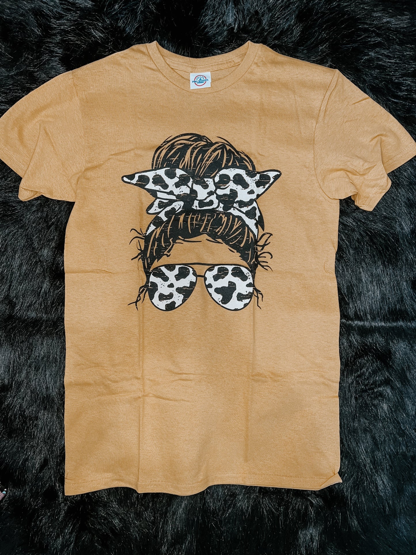 Mom Tee