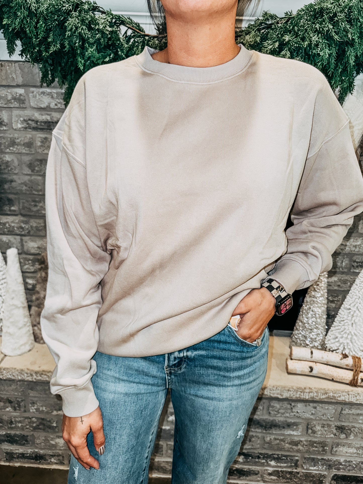 Jayci Round Neck Sweatshirt [Ash Mocha]