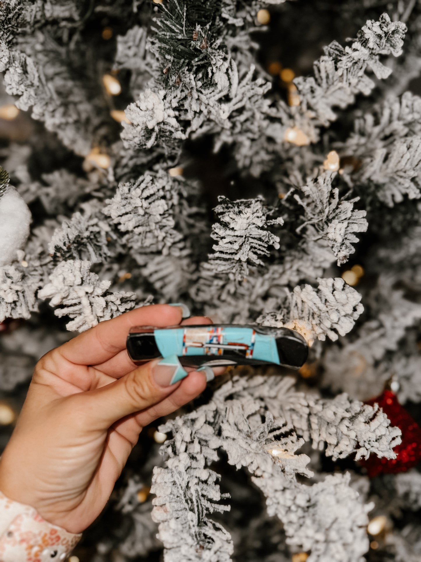 Inlay Turquoise Knife